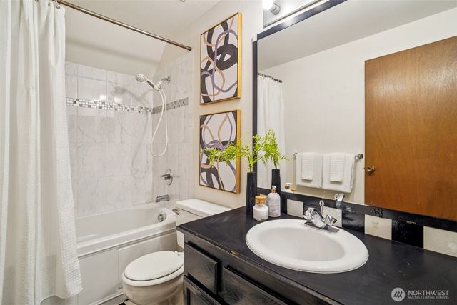 14335 SE 63rd Street, Bellevue, WA 98006