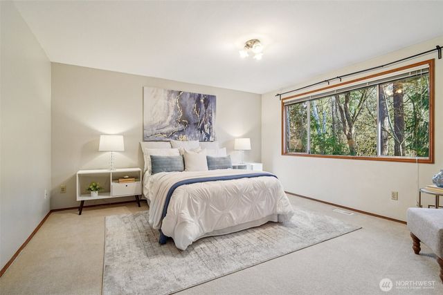 14335 SE 63rd Street, Bellevue, WA 98006