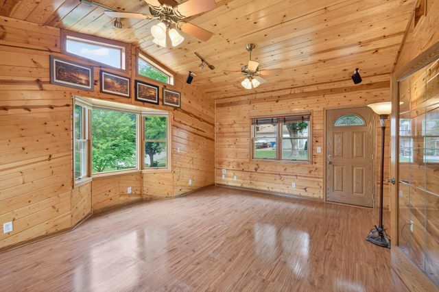 7910 W Park Hills Drive, Bloomington, MN 55438
