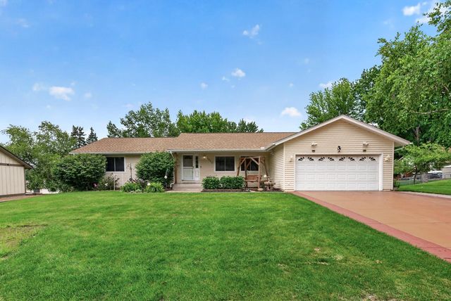 7910 W Park Hills Drive, Bloomington, MN 55438