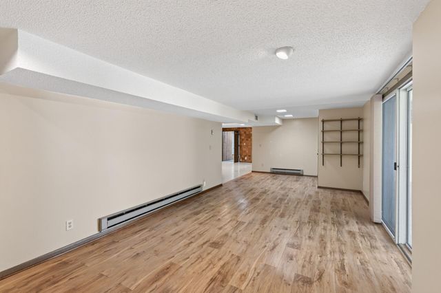 7910 W Park Hills Drive, Bloomington, MN 55438