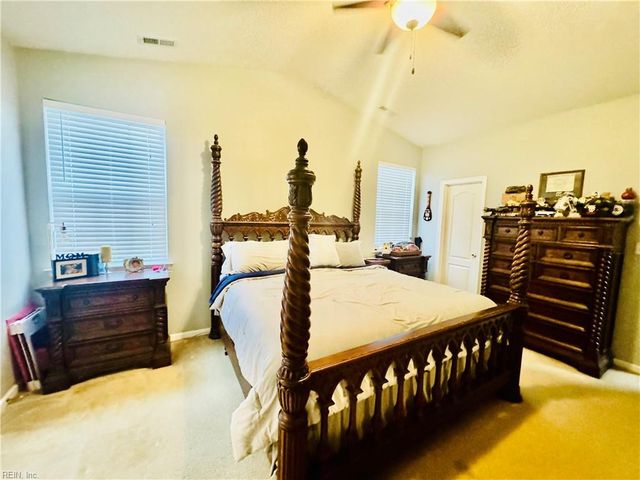 3018 Kempton Park RD, Suffolk, VA 23435