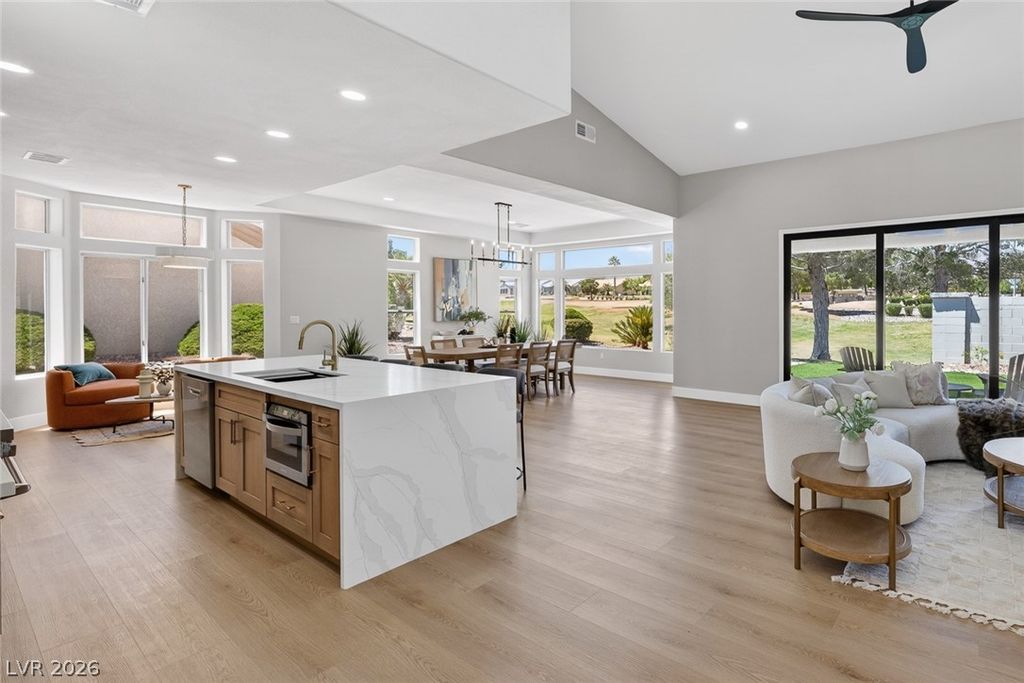 2825 Billy Casper Drive, Las Vegas, NV 89134 — exterior