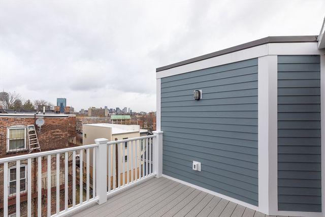 15 Kenilworth St 3, Boston, MA 02119