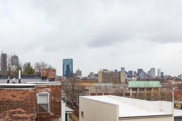 15 Kenilworth St 3, Boston, MA 02119