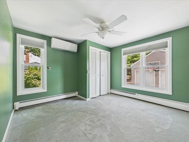 45 Park St, Norfolk, MA 02056