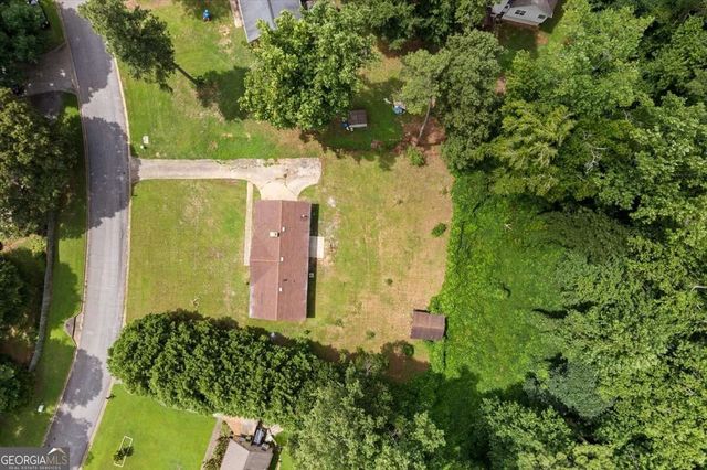 160 Derby Country Drive, Ellenwood, GA 30294