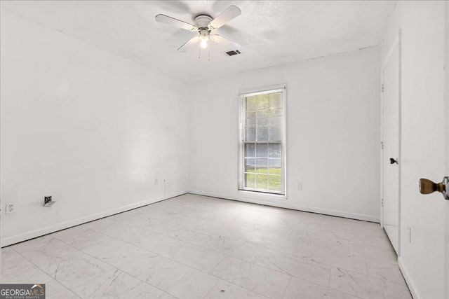 160 Derby Country Drive, Ellenwood, GA 30294