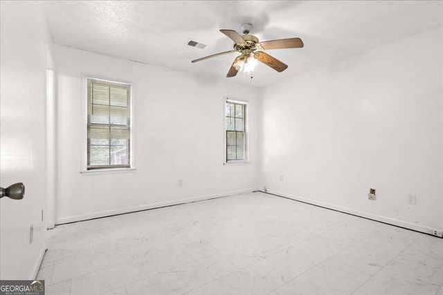 160 Derby Country Drive, Ellenwood, GA 30294