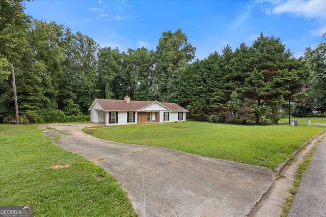 160 Derby Country Drive, Ellenwood, GA 30294