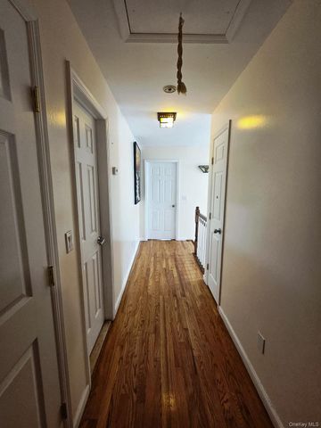 21 Pine Cone Street, Middle Island, NY 11953