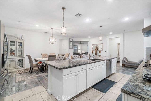 9276 Red Thistle Court, Sacramento, CA 95829