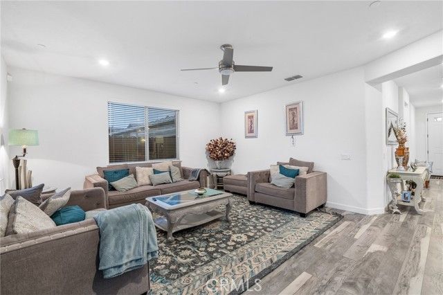 9276 Red Thistle Court, Sacramento, CA 95829