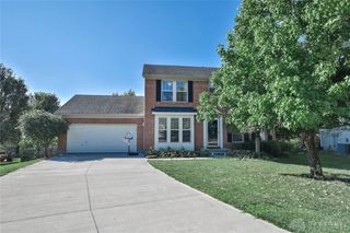 229 Dickens Court, Lebanon, OH 45036