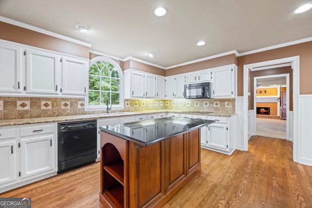 2205 Parliament Drive, Lawrenceville, GA 30043