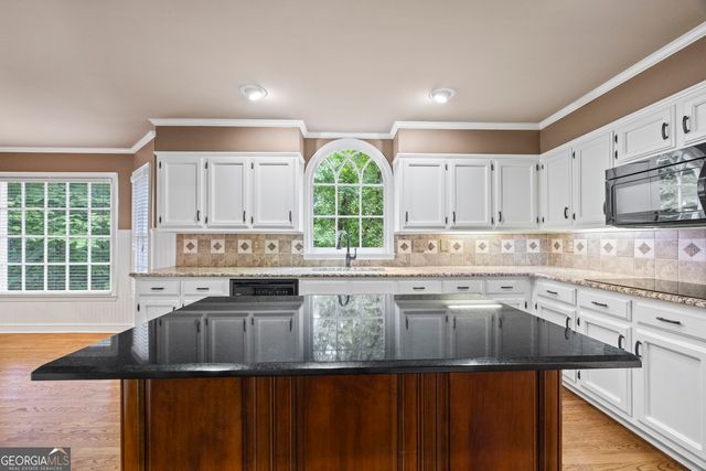 2205 Parliament Drive, Lawrenceville, GA 30043