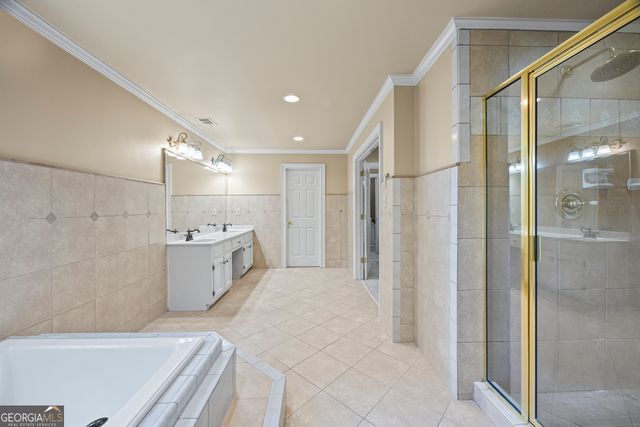 2205 Parliament Drive, Lawrenceville, GA 30043