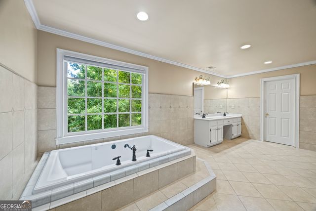 2205 Parliament Drive, Lawrenceville, GA 30043