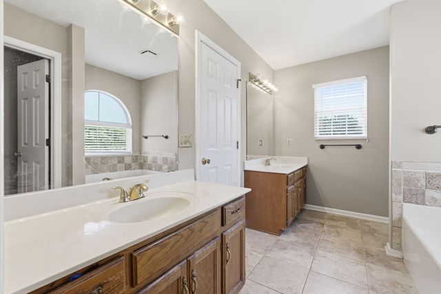 2100 Billingsham Ct, Mount Juliet, TN 37122