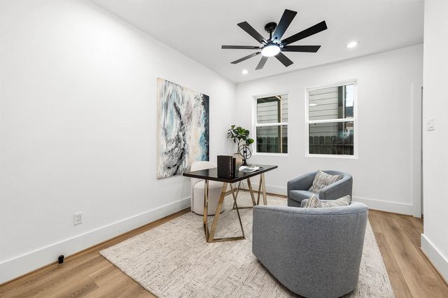 329 N Nagle Street, Houston, TX 77003