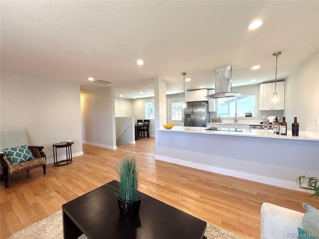 4180 S Jason Street, Englewood, CO 80110