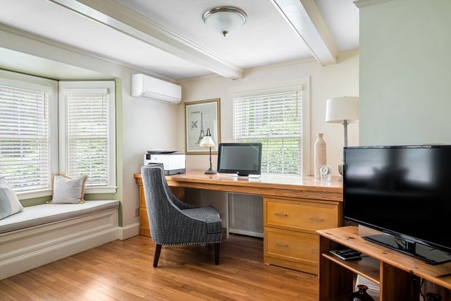 494 Cushing, Hingham, MA 02043