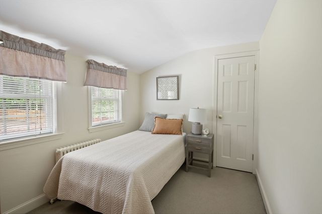 494 Cushing, Hingham, MA 02043