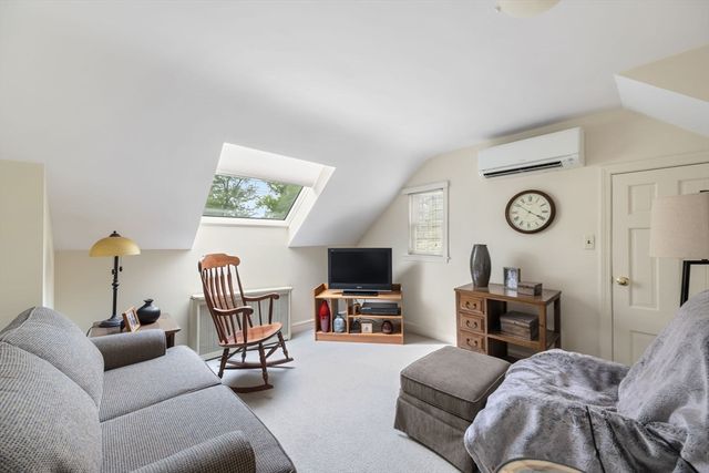 494 Cushing, Hingham, MA 02043