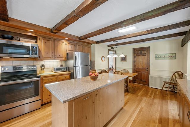 494 Cushing, Hingham, MA 02043