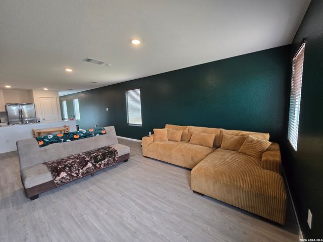 11602 Dog Rose, Converse, TX 78109