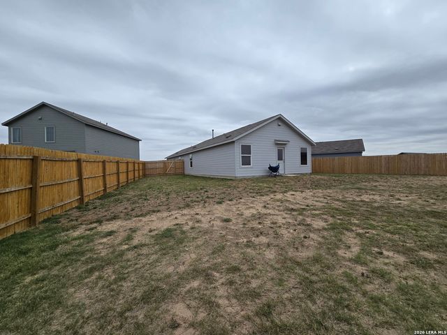 11602 Dog Rose, Converse, TX 78109