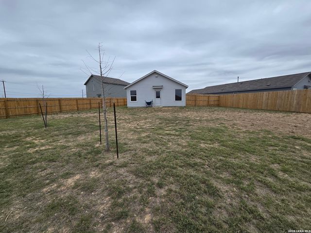 11602 Dog Rose, Converse, TX 78109