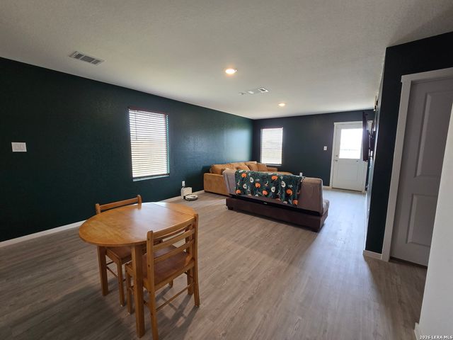 11602 Dog Rose, Converse, TX 78109