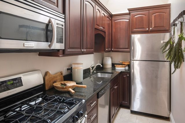 413 Beacon 5, Boston, MA 02115