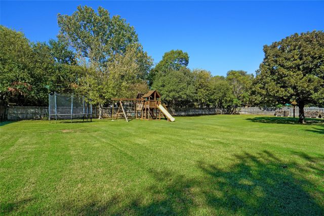 1206 Oakwood Trail, Southlake, TX 76092