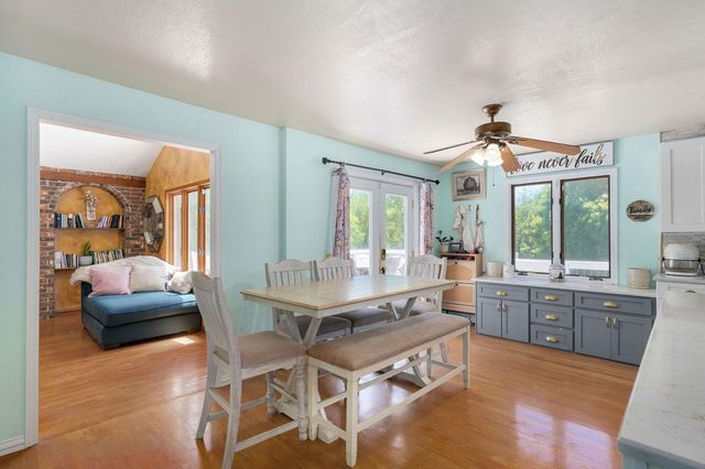 4932 E Farm Road 166, Springfield, MO 65809