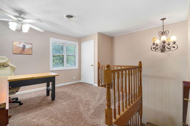 4932 E Farm Road 166, Springfield, MO 65809