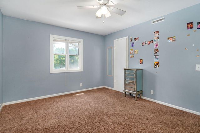 4932 E Farm Road 166, Springfield, MO 65809