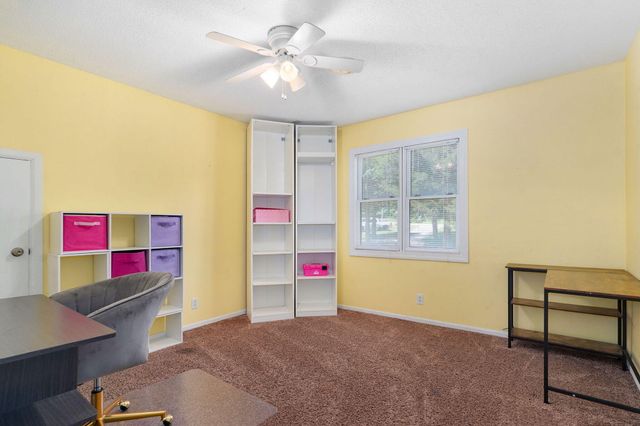 4932 E Farm Road 166, Springfield, MO 65809