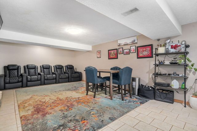 4932 E Farm Road 166, Springfield, MO 65809