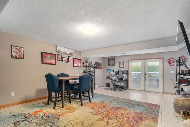 4932 E Farm Road 166, Springfield, MO 65809