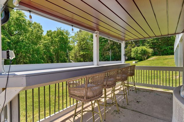 4932 E Farm Road 166, Springfield, MO 65809