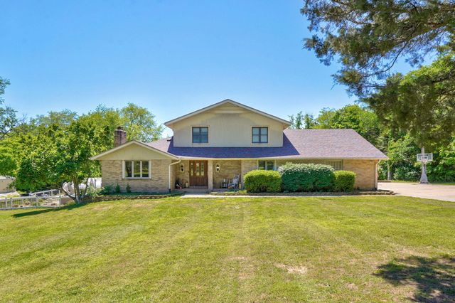 4932 E Farm Road 166, Springfield, MO 65809