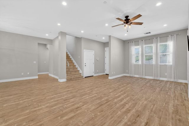 9623 Tunnel St, Newcastle, CA 95658