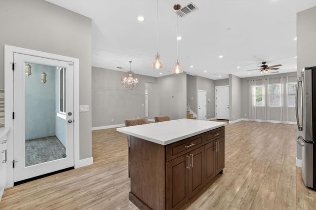 9623 Tunnel St, Newcastle, CA 95658
