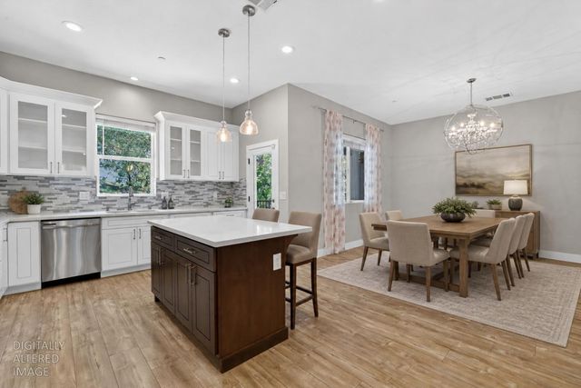 9623 Tunnel St, Newcastle, CA 95658