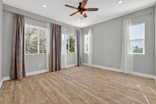 9623 Tunnel St, Newcastle, CA 95658
