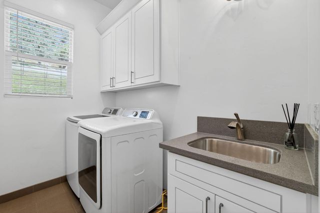 9623 Tunnel St, Newcastle, CA 95658