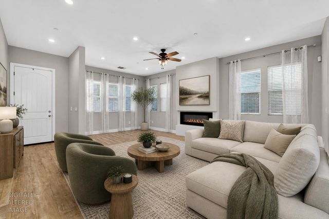 9623 Tunnel St, Newcastle, CA 95658