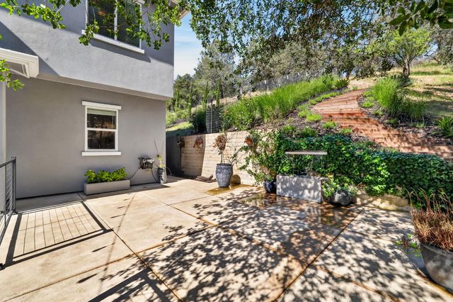 9623 Tunnel St, Newcastle, CA 95658